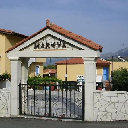 Mareva Hotel Apartments 헐소니소스 외부 사진